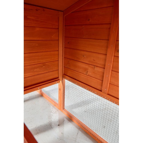 OUTDOOR RABBIT ENCLOSURE FOR WINTER
